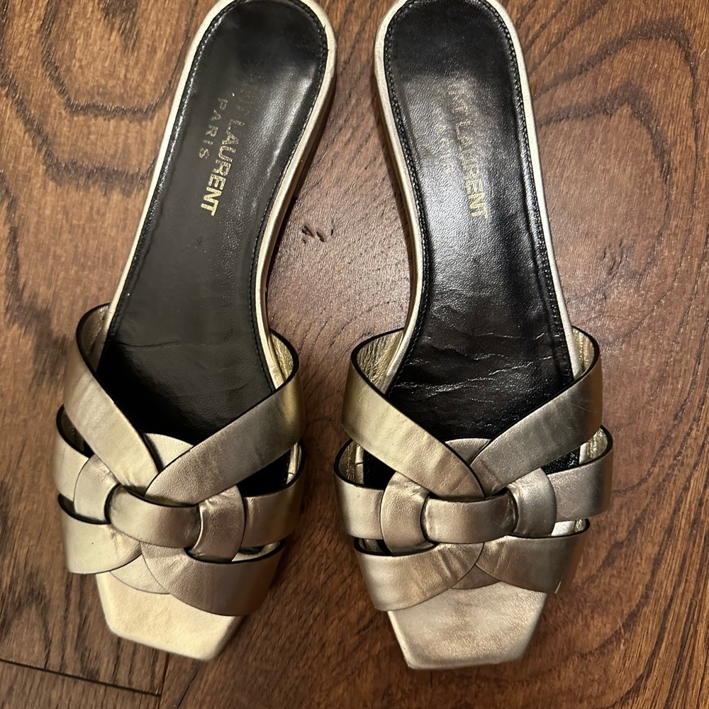Size 35 Gold Yves Saint Laurent Tribute Sandals